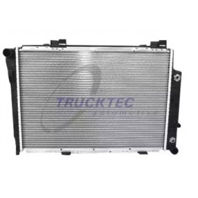 Радиатор, охлаждение двигателя 0240175 TRUCKTEC AUTOMOTIVE - купить в магазине запчастей по Украине