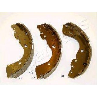 Комплект тормозных колодок GF113AF JAPANPARTS - купить в магазине запчастей по Украине
