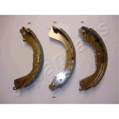 Комплект тормозных колодок GF205AF JAPANPARTS - купити в магазині запчастин по Україні